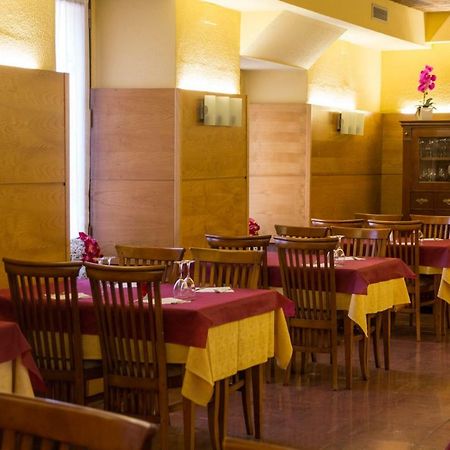 Tirso De Molina Hotel Almazan Ngoại thất bức ảnh