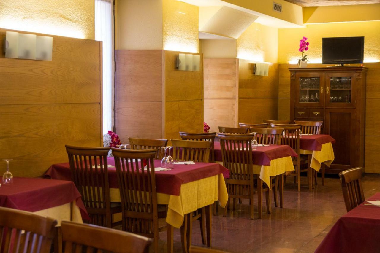 Tirso De Molina Hotel Almazan Ngoại thất bức ảnh