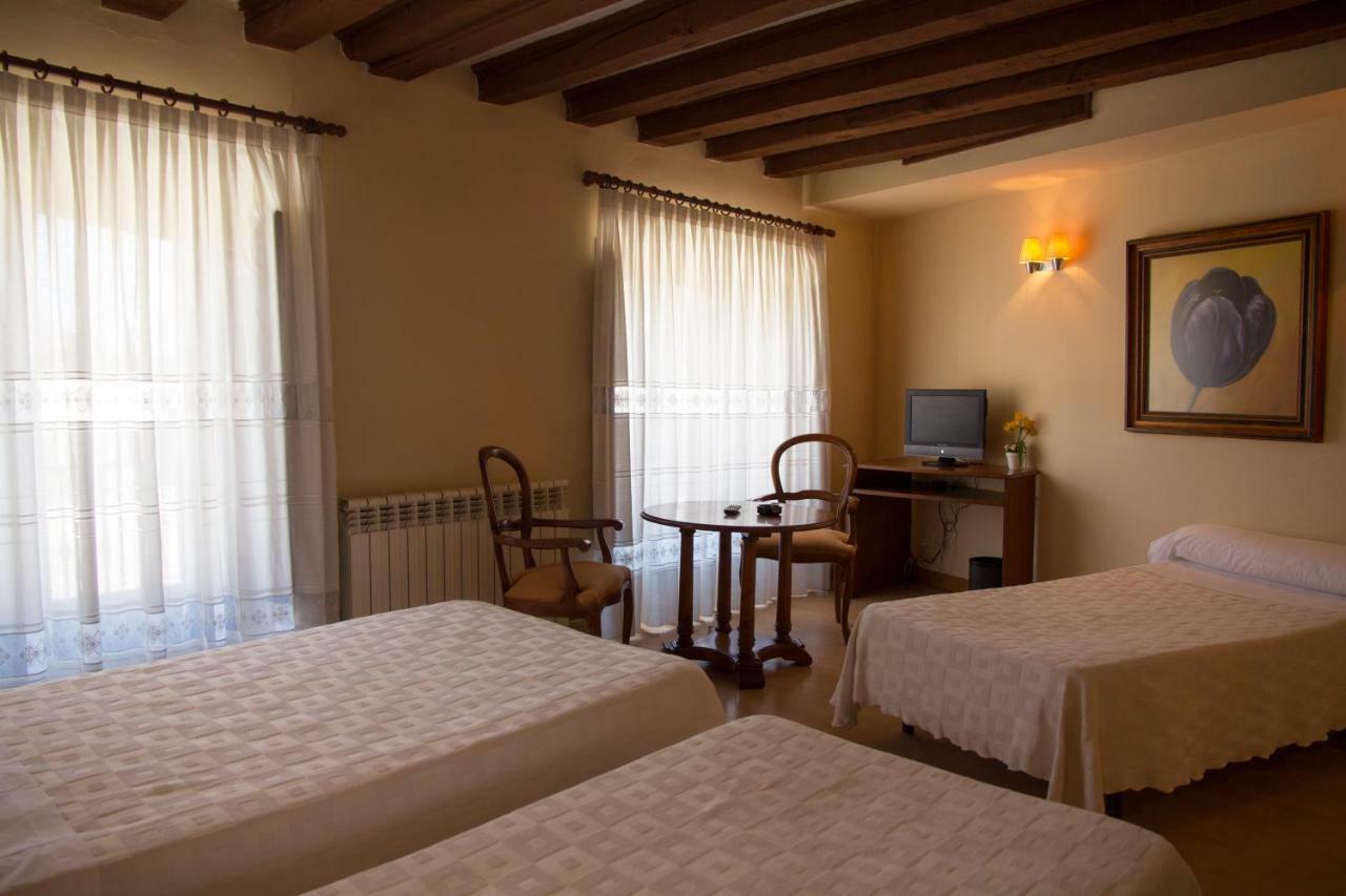 Tirso De Molina Hotel Almazan Ngoại thất bức ảnh