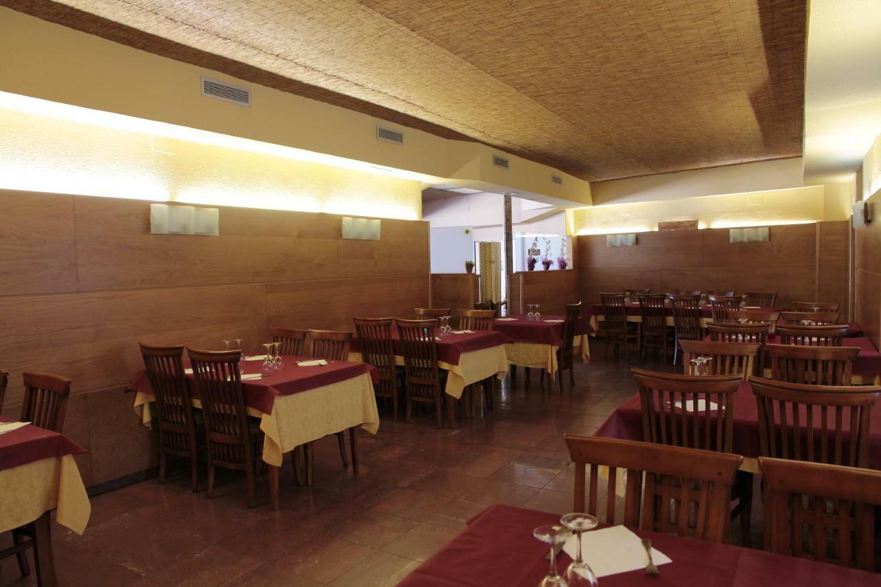 Tirso De Molina Hotel Almazan Ngoại thất bức ảnh
